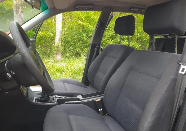 Audi A6 cena 12900 przebieg: 287000, rok produkcji 1995 z Dęblin małe 529